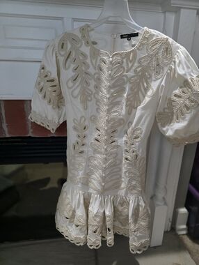 Maje Short Embroidered Dress [Spot] Size 36